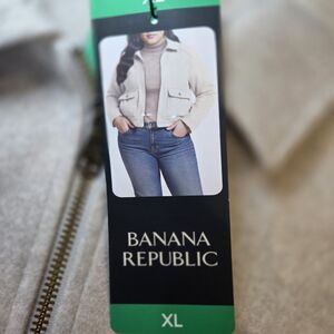 Banana‎ Republic Women's Jacket, Color Taupe, Size XL